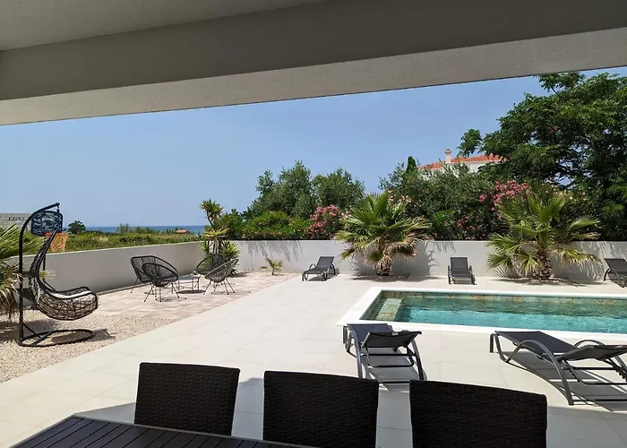 Innova Travelvir - Sunset * Privlaka (Zadar)