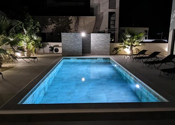 Innova Travelvir - Sunset *