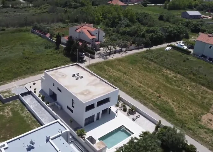 Innova Travelvir - Sunset *