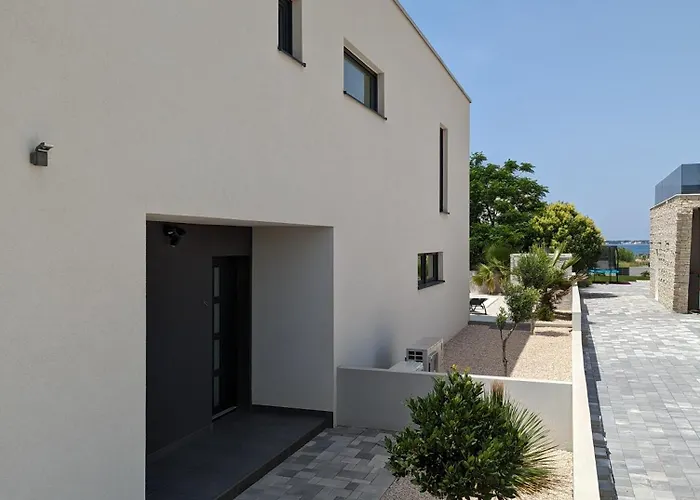 Vila Innova Travelvir - Sunset Privlaka (Zadar)